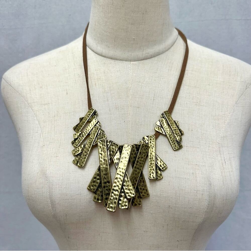 Marilyn Shiff hammered gold tone‎ and leather statement bib adjustable necklace